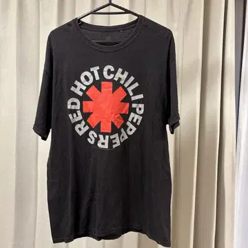 RED HOT CHILI PEPPERS 티셔츠 블랙