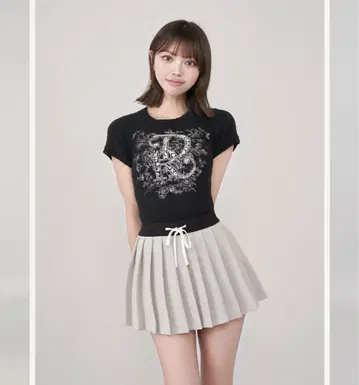 Darich 다리치 DR 비쥬 플라워 니트 탑 블랙