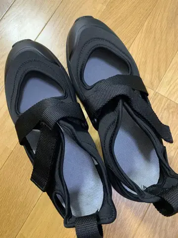 택 없는 새상품 무인양품 스니커즈 샌들 L(25.5~26cm) 블랙