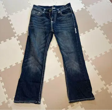 TRUE RELIGION 다크 블루 스트레이트 데님