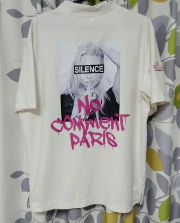 NO COMMENT PARIS 미들넥 티셔츠 일본제