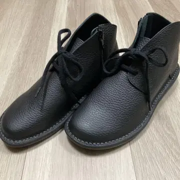 JS 하트 라벨 가죽 숏부츠 블랙 22cm 새상품