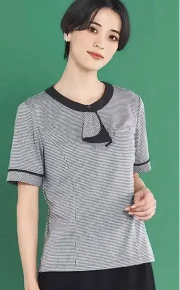사무복 오휘 폴로 리본 포함 크루넥 반팔 상의
