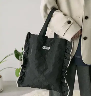 [당일 발송] OUTDOOR PRODUCTS 파이핑 퀼팅 프릴 백