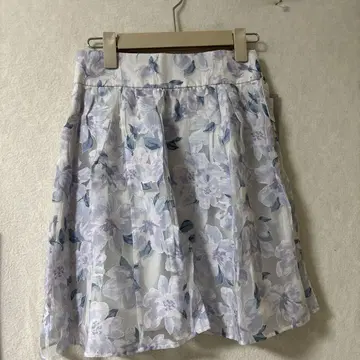 택 포함 새상품 리랜드트루 플레어 스커트 꽃무늬 무릎 기장