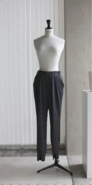 [새상품급] 메종드 R 더블 크로스 조거 팬츠 maison de R