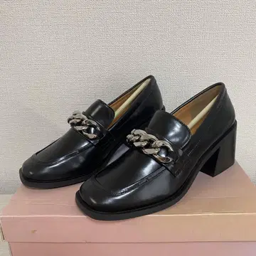 새상품 22cm [소가죽] 스퀘어 토 로퍼 와이드 힐 6cm (블랙)