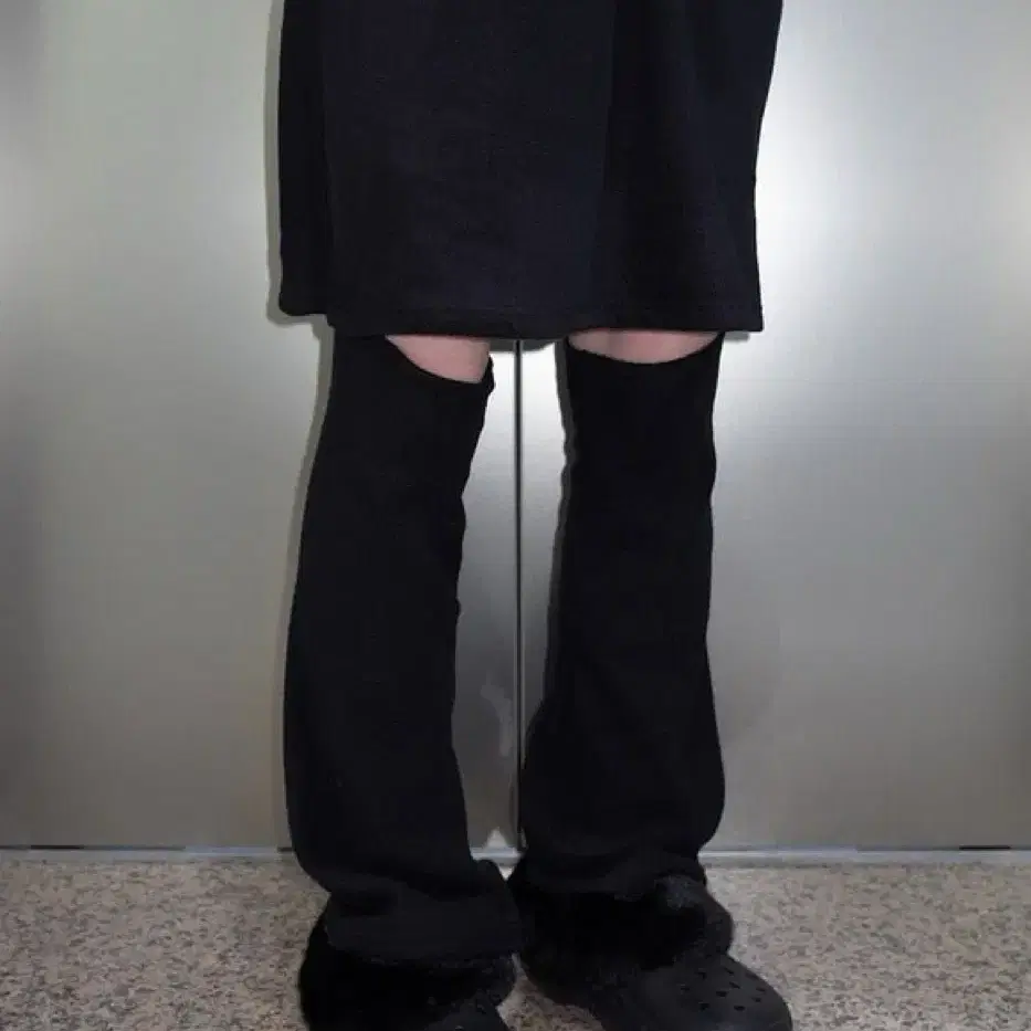 【JICHOI】24fw FLEECE SKIRT PANTS Jichoi Fleece Skirt Pants #지초이,#지초이컴포트 on Bunjang