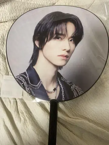 JO1 사토 케이코 부채
