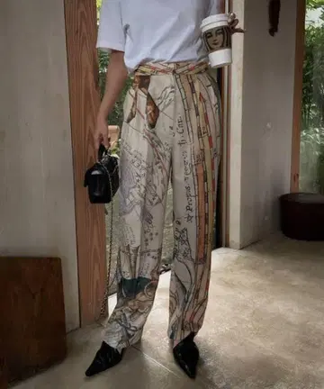AMERI 아메리 [사이즈 M] RILEY HOROSCOPE PANTS