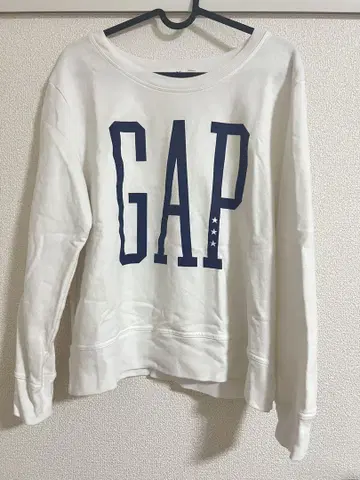 GAP 화이트 크루넥 맨투맨
