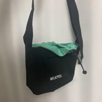 MILKFIED. 사코슈 백 블랙/그린