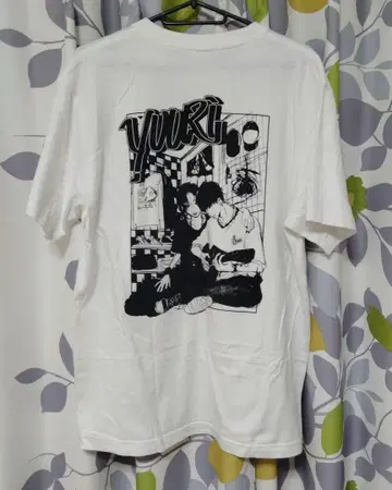 [컨디션 최상] 유우리 The Room T-shirts 사이즈 L