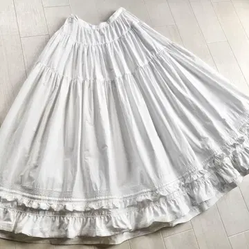 카네코 이사오 핀턱 프릴 화이트 스커트