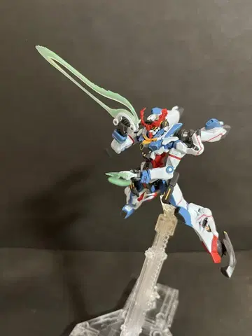 HG 지크 액스 건담 프라모델 완성품