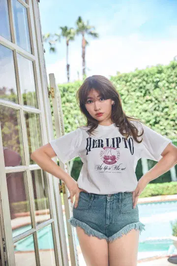 클래식 체리 티셔츠