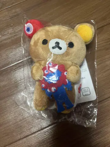 리락쿠마 미야쿠미야쿠 콜라보