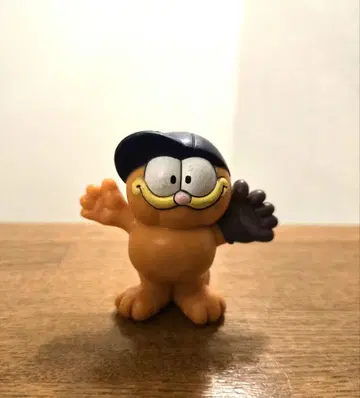 가필드 빈티지 80년대 PVC 피규어 야구