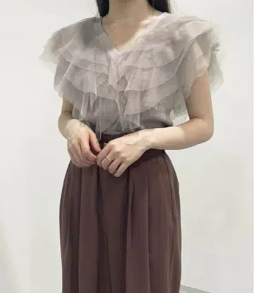 COCODEAL 튤 프릴 백산 니트 탑 코코딜