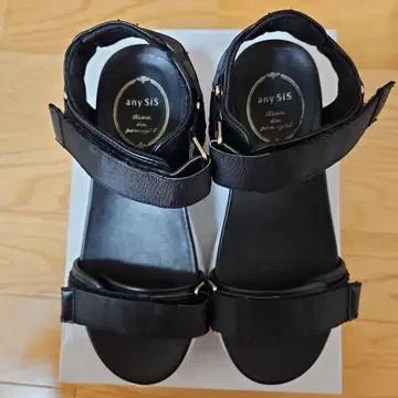 anySiS 블랙 스포츠 샌들