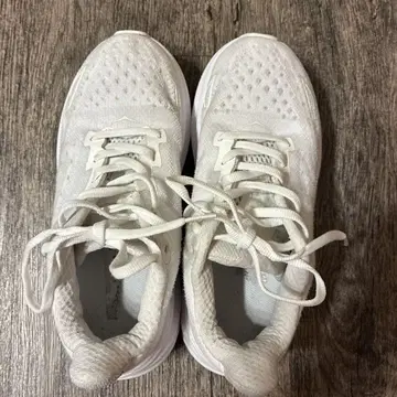 호카 (HOKA) 러닝화 클리프톤 9 레귤러 화이트