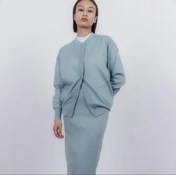 STUNNING LURE 하이 트위스트 니트 블루종