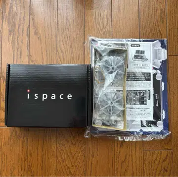 ispace 주주 특전 2종 세트 LED 아크릴 스탠드와 페이퍼 크래프트