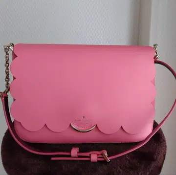 kate spade 핑크 숄더백 참 포함