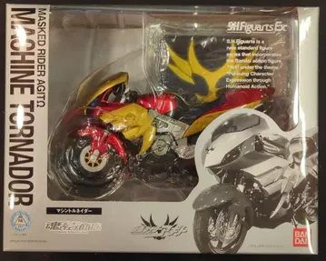 반다이 S.H.Figuarts 가면라이더 아기토 머신 토르네이더