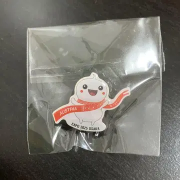 오사카 간사이 엑스포 오스트리아 파빌리온 캐릭터 빨흰색 핀 배지 AKA