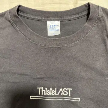This is LAST 티셔츠