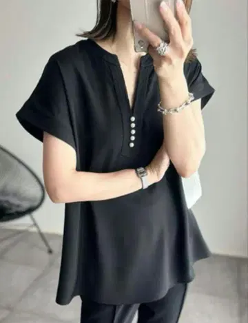 Emma Taylor 접촉 냉감 이지케어 펄 버튼 키 넥 블라우스 FS