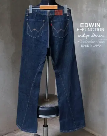 미사용 일본제 EDWIN E-FUNCTION 입체 재단 벨 보텀 청바지