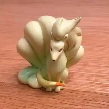 TOMY 몬코레 초기 큐콘