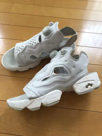 리복 인스타 펌프 퓨리 Reebok Instapump Fury
