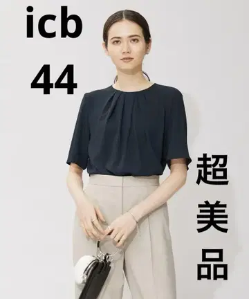 컨디션 최상] 큰 ICB 소프트 조젯 랜덤 턱 반팔 블라우스 44 네이비