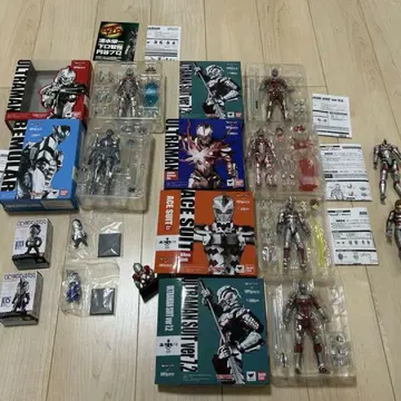 s.h.figuarts 울트라맨 피규어 세트 6개