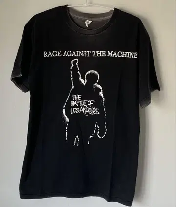 RAGE AGAINST THE MACHINE 티셔츠 M 블랙 페이드
