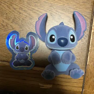 52TOYS 스티치 피규어