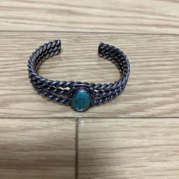 트위스트 디자인 팔찌 파란색 스톤