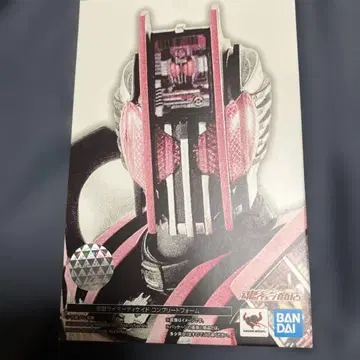 S.H.Figuarts 진골 조각 가면라이더 디케이드 컴플리트 폼