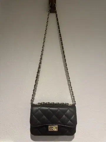 AULENTTI 오렌티 퀼팅 숄더백