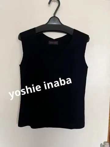 [새상품급] 요시에 이나바 썸머 니트 슬리브리스 V넥 탱크탑형 블랙