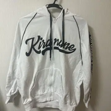 Kiramune 오카모토 노부히코 후드티