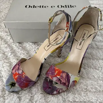 [ 새상품급 ] Odette e Odile 플라워 프린트 샌들
