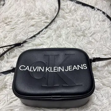 CALVIN KLEIN JEANS 블랙 숄더백