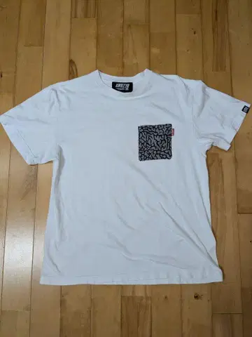 레어 KIKS TYO 티셔츠 포켓 부착 XL 사이즈