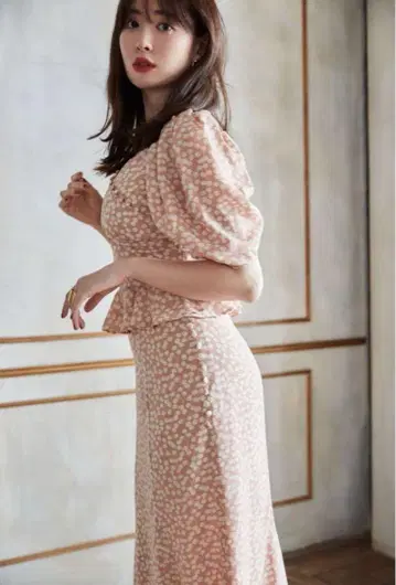 Her lip to Cherry Pattern Two Piece