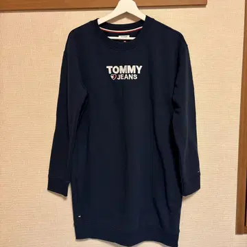 TOMMY JEANS 네이비 트레이닝복 M 사이즈