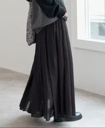 Spick & Span 시어 플레어 스커트